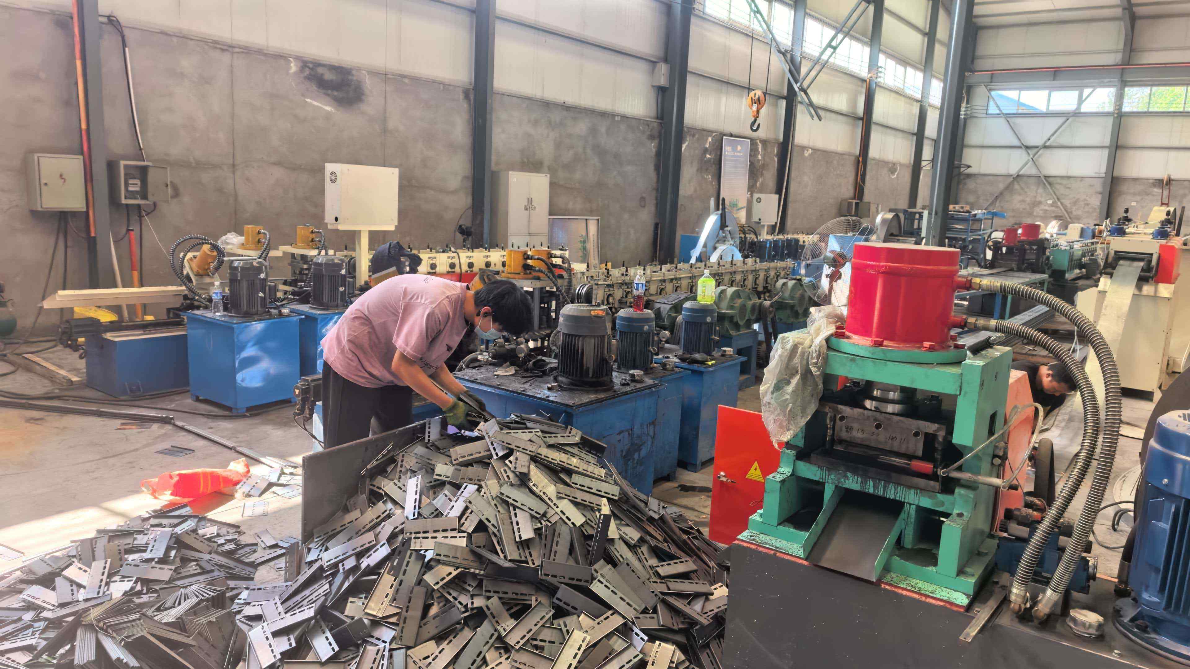 嘉兴市热浸锌桥架铝合金桥架 - 厂家
